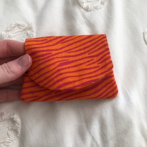 ZEBRA Wallet 4/$13 - Picture 2 of 7